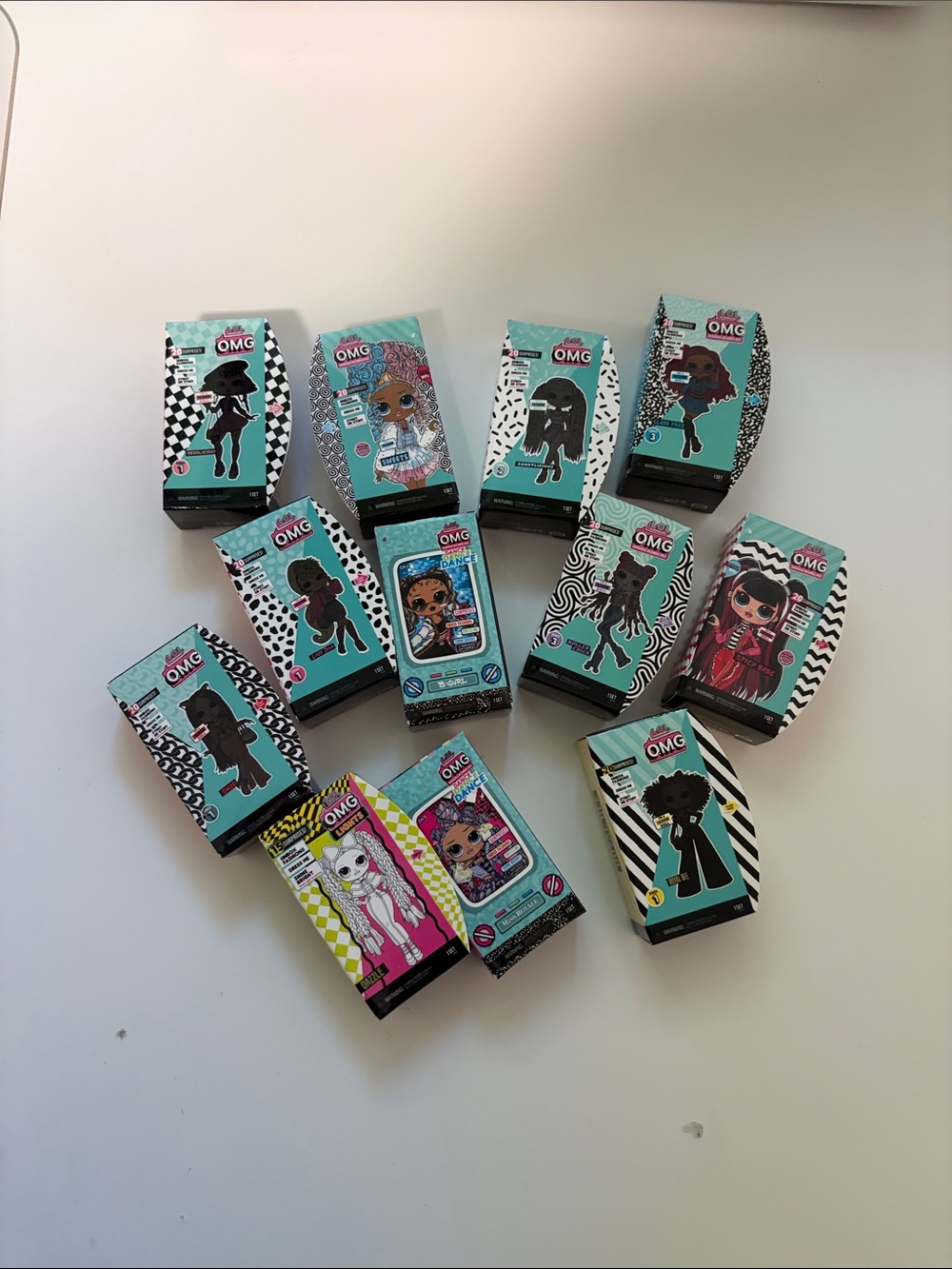 L.O.L full set! - Picture 3 of 3